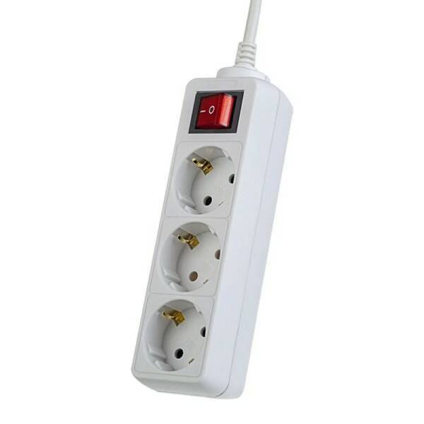 Сетевой удлинитель Perfeo с кнопкой "POWERMATE" 3 розетки, 10А, 2200Вт, 3м, белый (PF-PM-3/3,0-W)